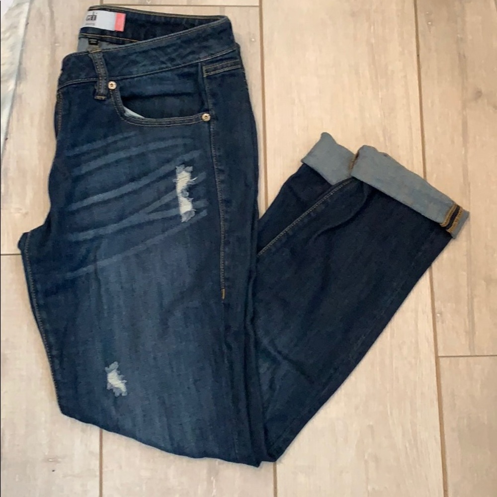 Cabi slim boyfriend distressed jeans size 6